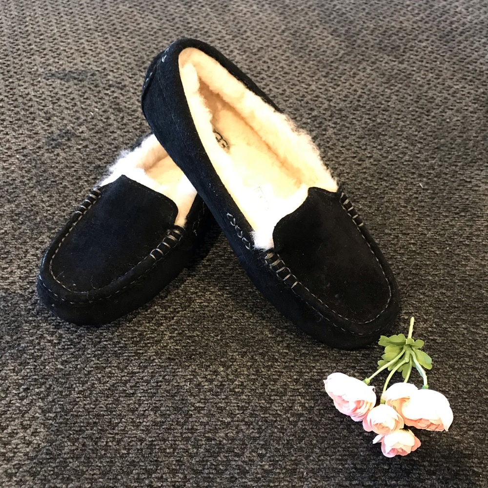 Ugg Women’s Ansley Moccasin
